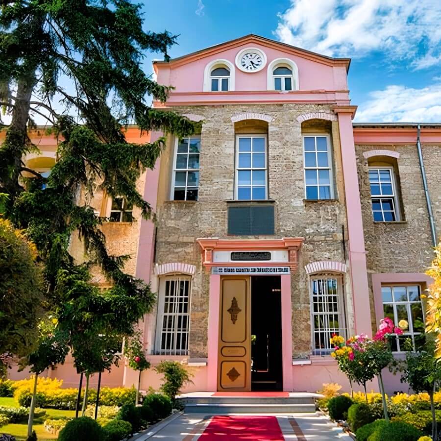 İstanbul Sabahattin Zaim University