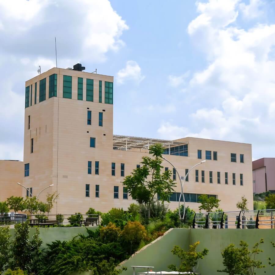 Mardin Artuklu Üniversitesi