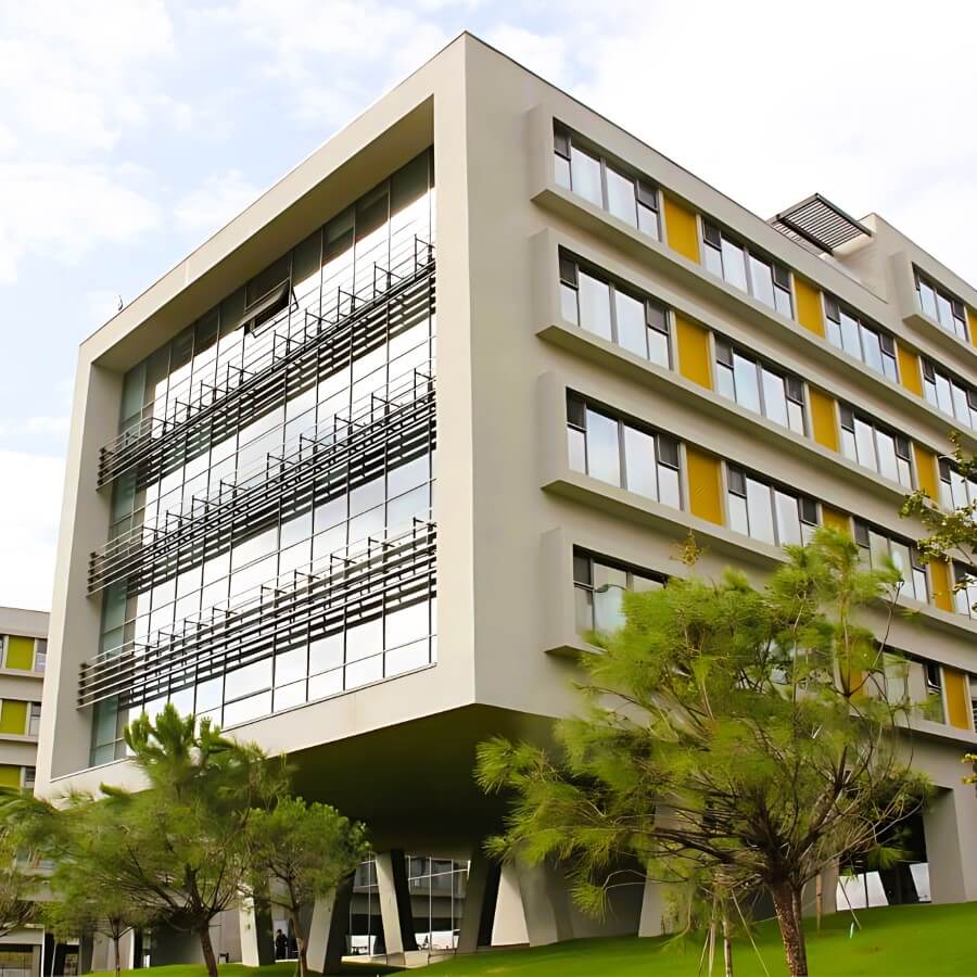 Özyeğin University