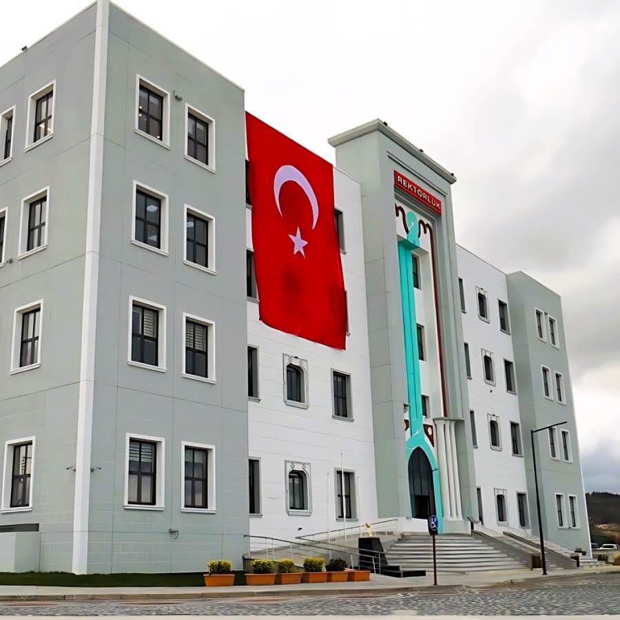 Yalova Üniversitesi