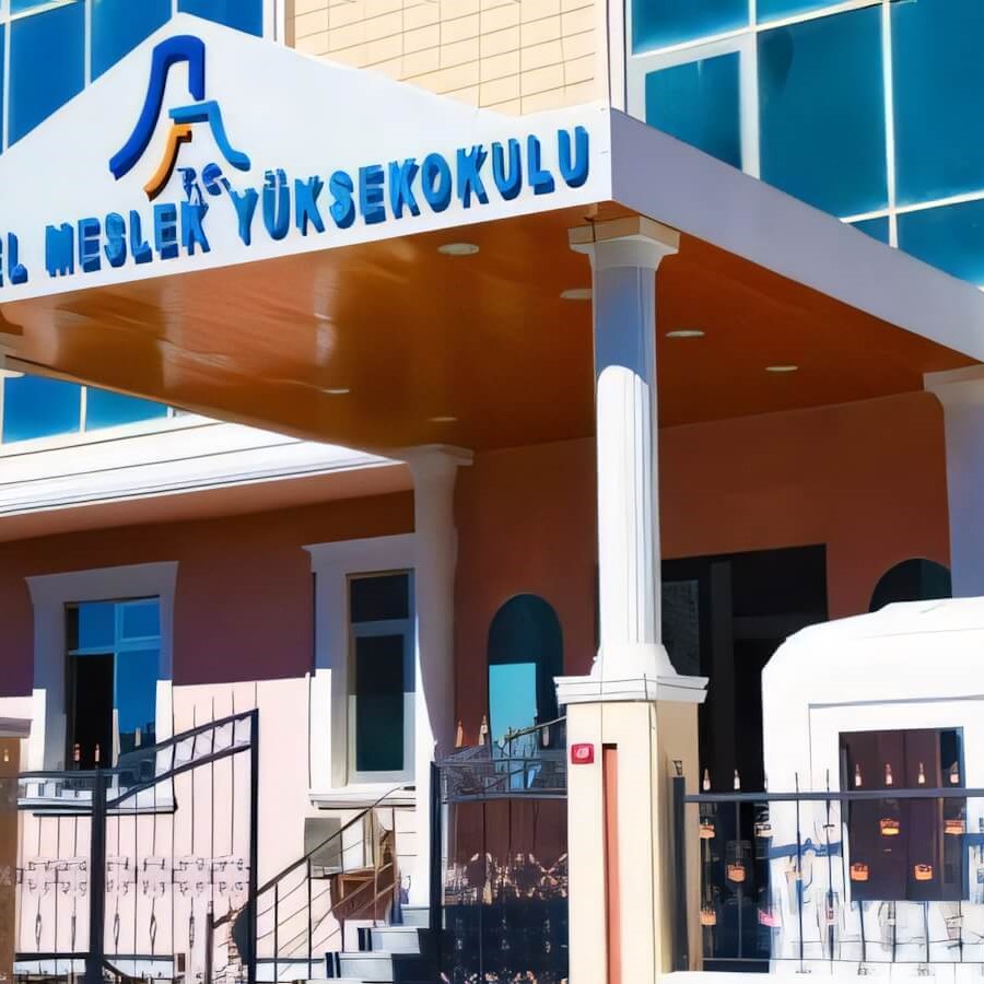 Ataşehir Adıgüzel Meslek Yüksekokulu