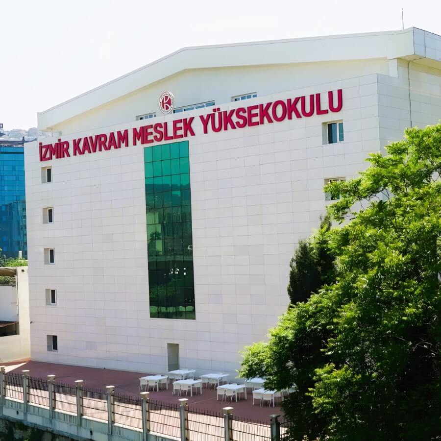 İzmir Kavram Meslek Yüksekokulu